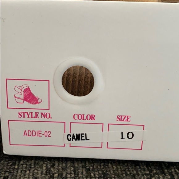 Sandals - Picture 2 of 3